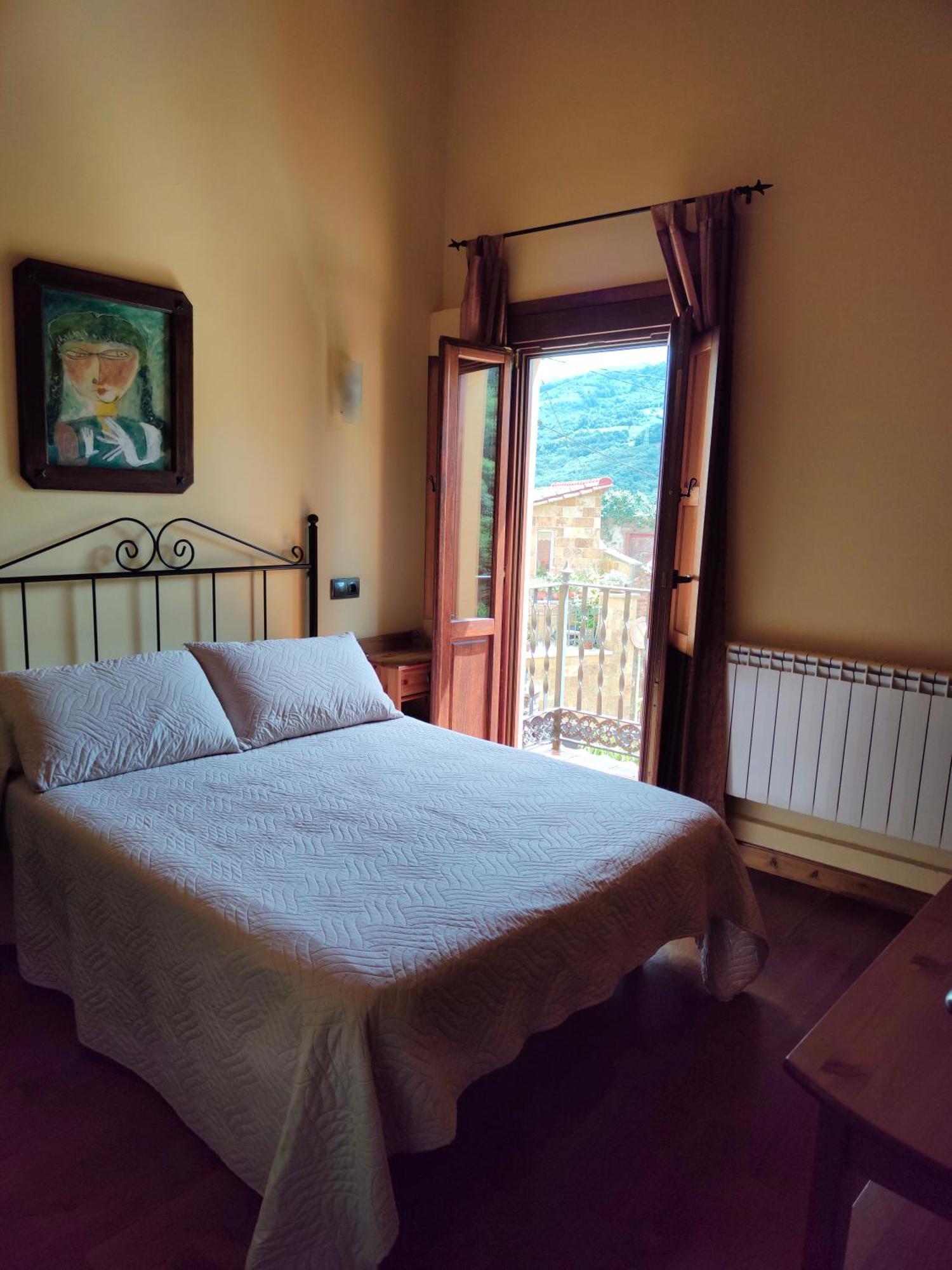 Hotel Dona Gaudiosa Pola de Lena Zewnętrze zdjęcie