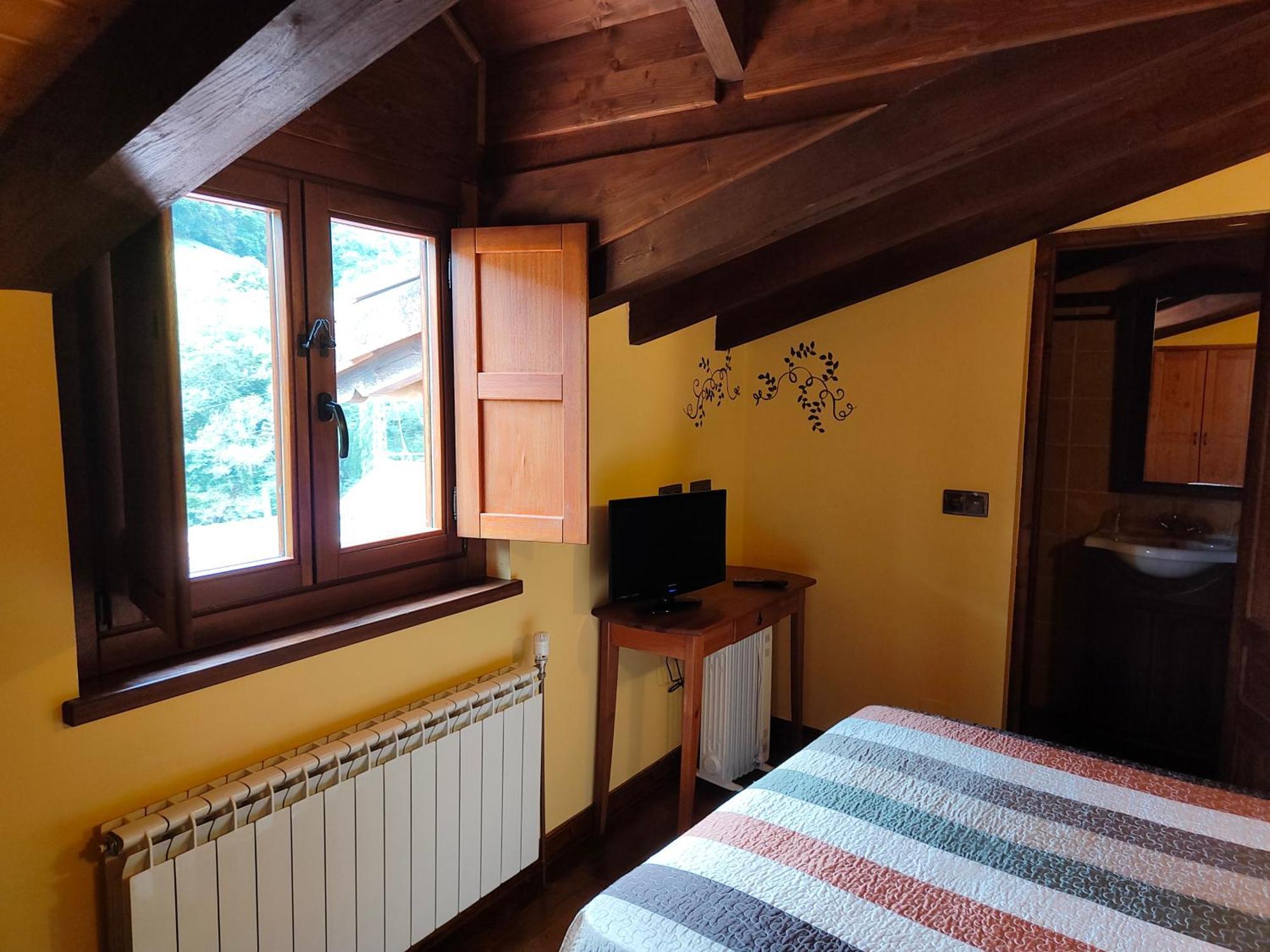 Hotel Dona Gaudiosa Pola de Lena Zewnętrze zdjęcie